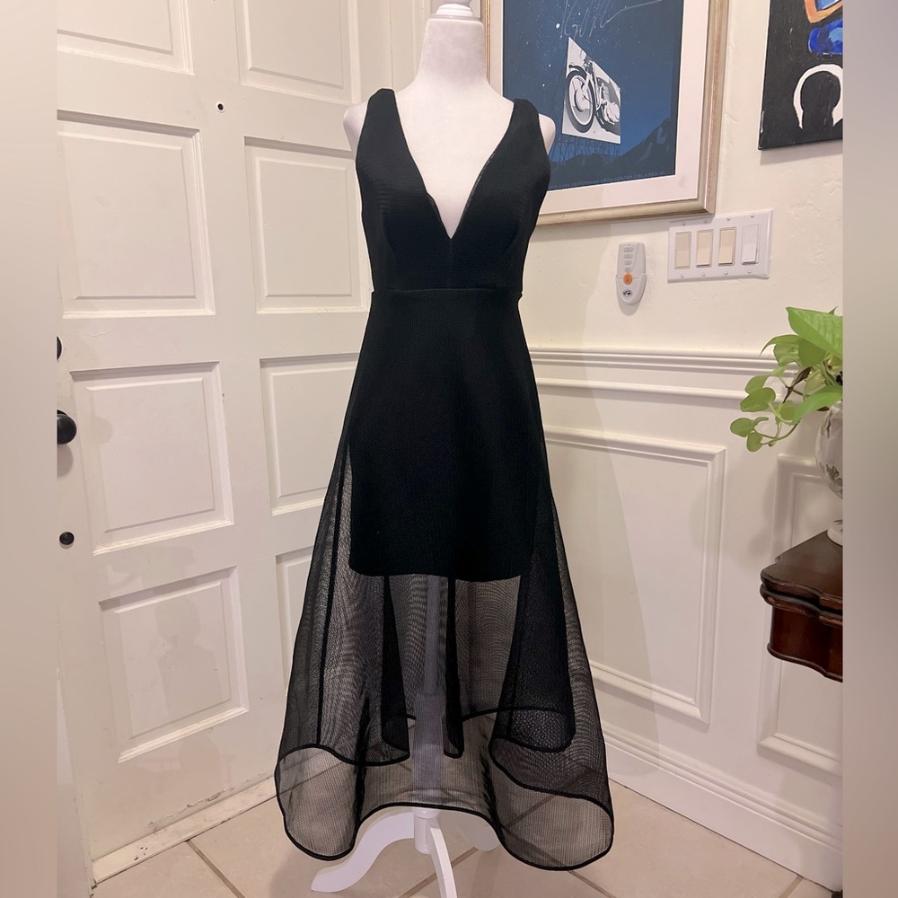 EUC Latiste Black Gothic Mesh A Line semi-formal dress sz S
